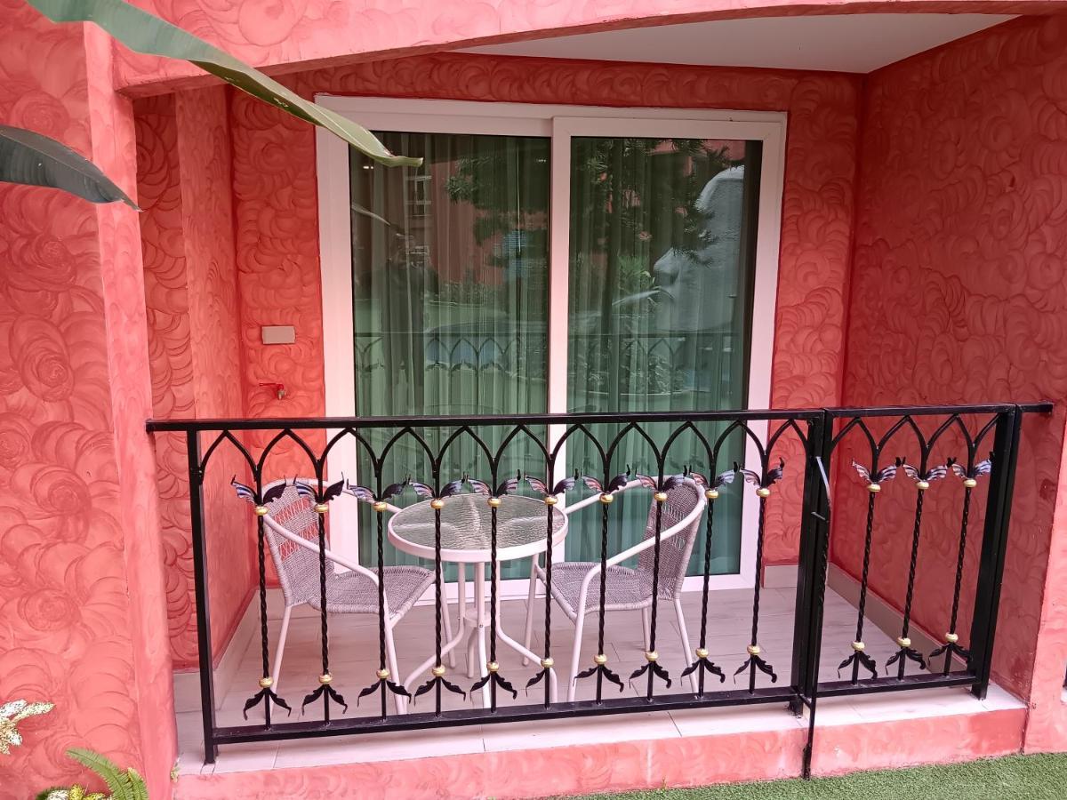 Seven Seas Condo Resort Beautiful Location Pantai Jomtien Bagian luar foto