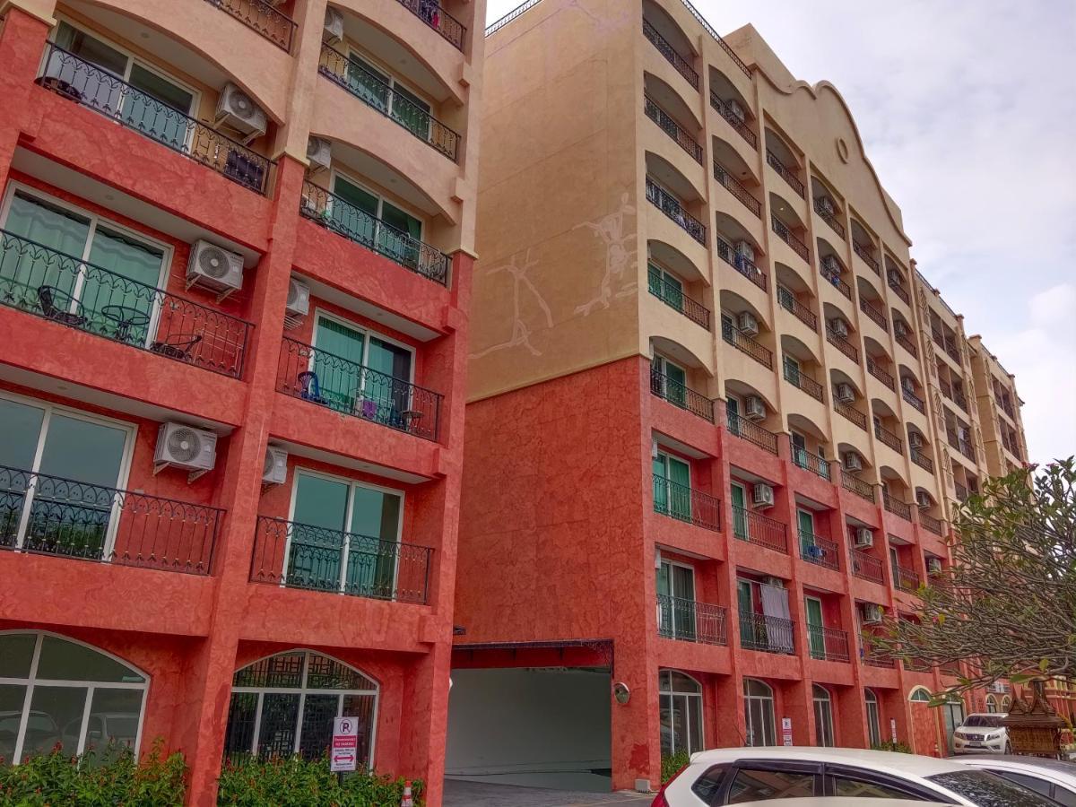 Seven Seas Condo Resort Beautiful Location Pantai Jomtien Bagian luar foto